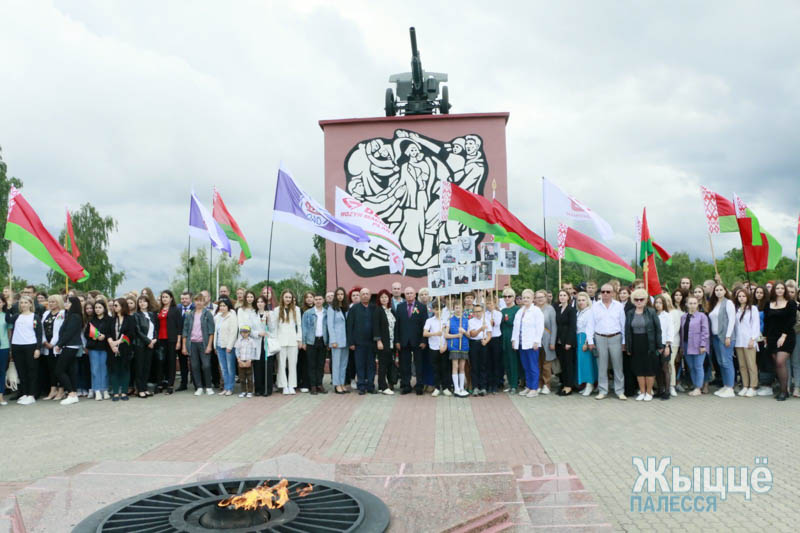 Коллектив КПУП «Мозырские молочные продукты» присоединился ко Всебелорусской минуте молчания